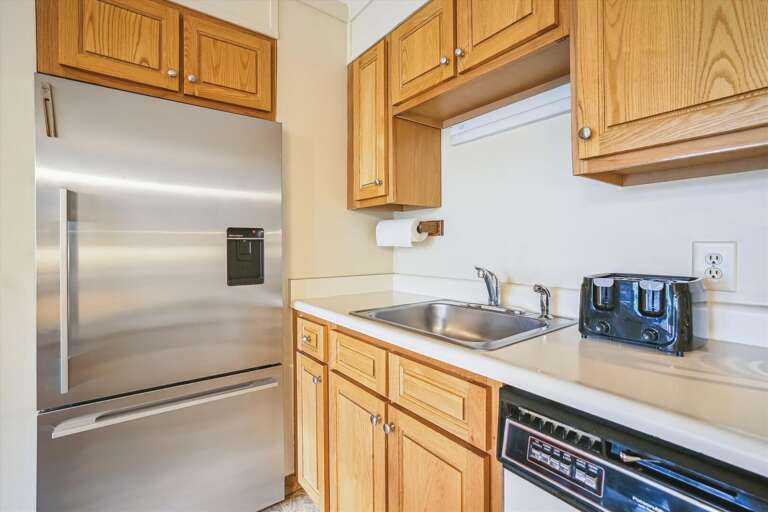 Convenient access to all you need in your Kitchen.