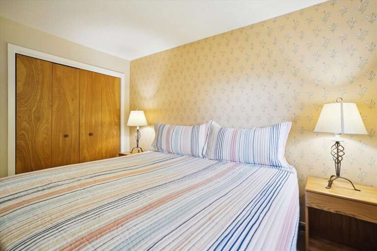 Bright and comfortable bedroom.