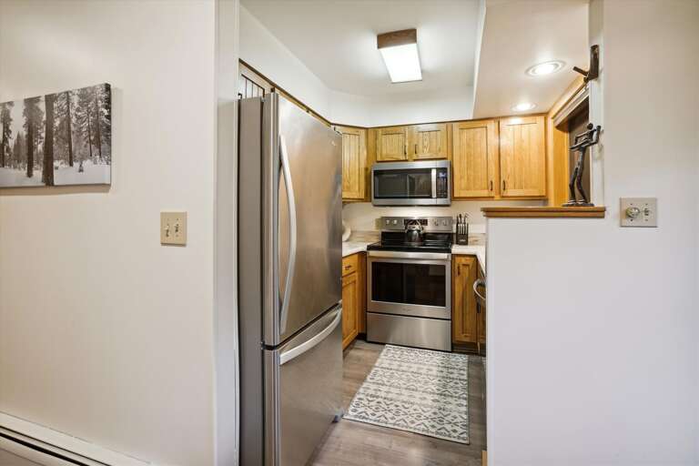 Fully equipped kitchen.