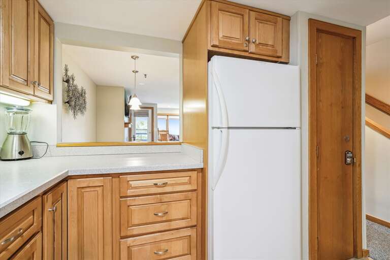 Spacious kitchen! Lots of counter space to make those home cooked meals.  Great for entertaining family and friends.