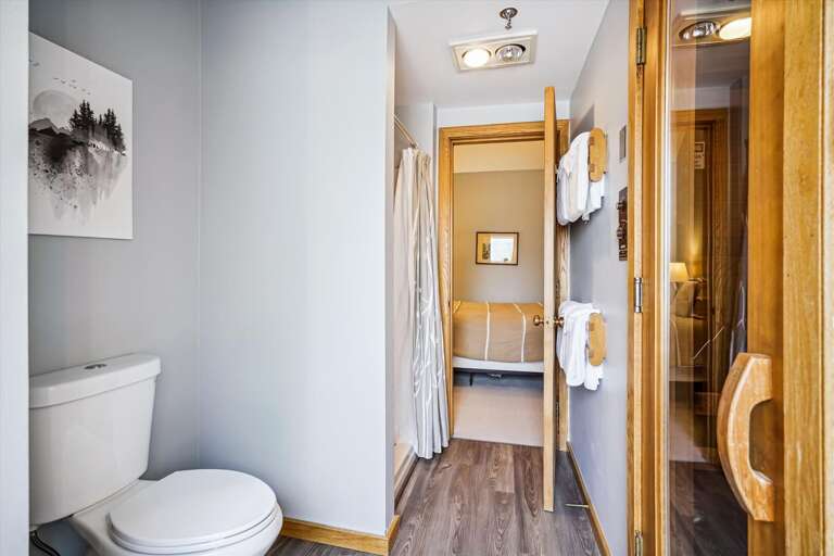 Bathroom with Sauna Bathroom with Sauna