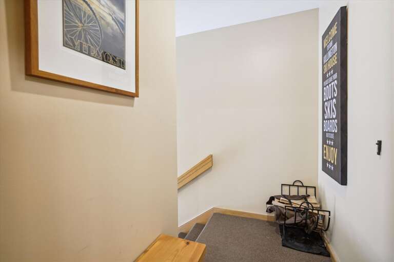 Highridge J5 Entrance Highridge J5 Entrance