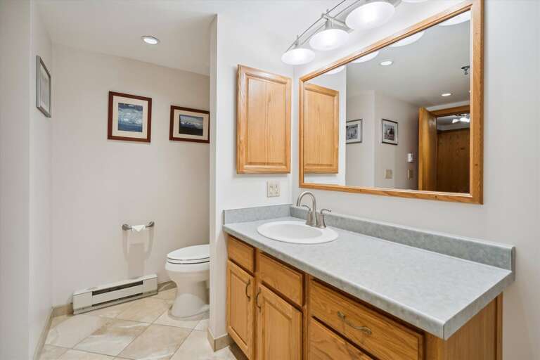 Beautiful and bright upgraded bathroom