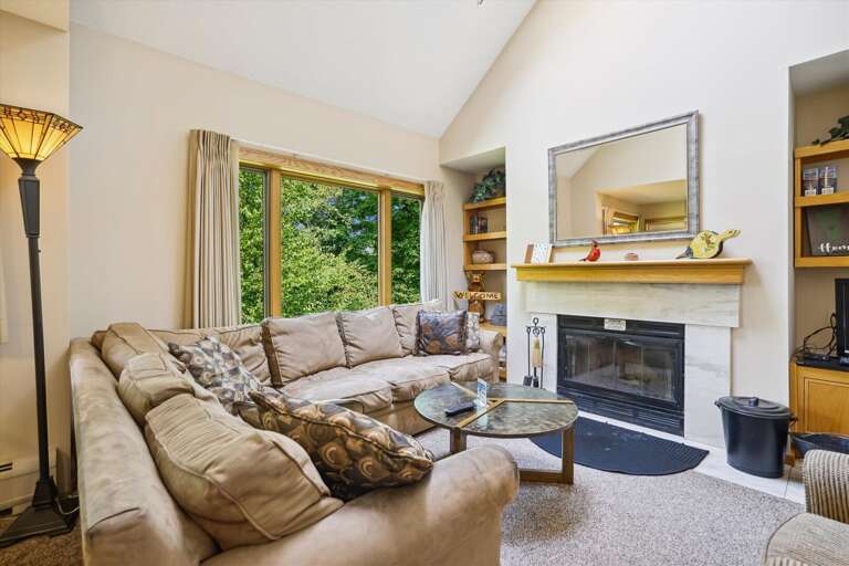 Highridge Condo Unit J5B Spacious Vacation Rental in Killington, VT