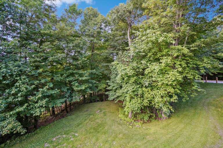 Lots of nature and great views for relaxation.