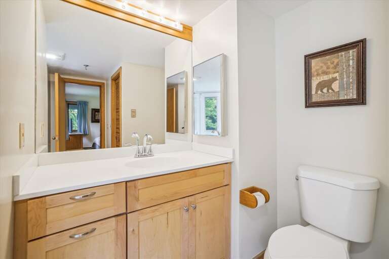 Brightly lit, full bathroom attached to queen bedroom. Brightly lit, full bathroom attached to queen bedroom.
