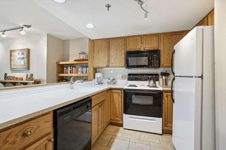 Lots of counter space. Lots of counter space.