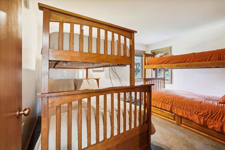 2 Bunk beds with twins over full sized beds.