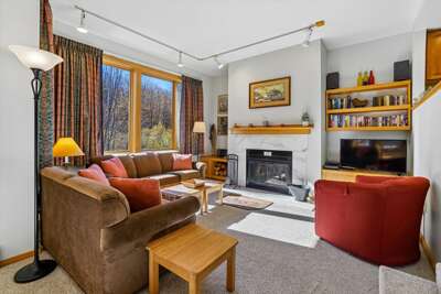 Highridge Condo Unit F2