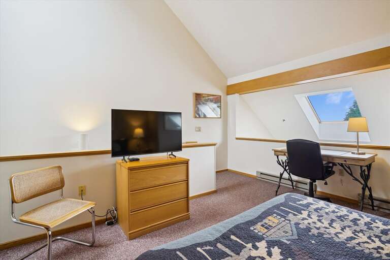 Check out the sky light. Check out the sky light.