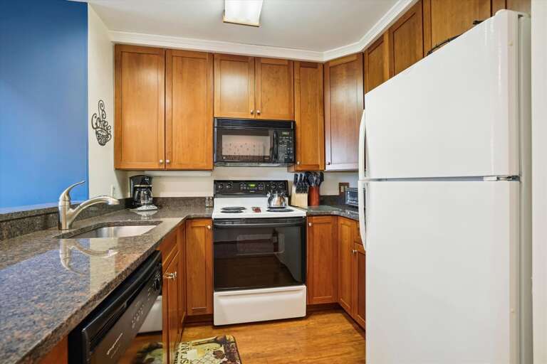 Cook some great meals in this kitchen. Cook some great meals in this kitchen.