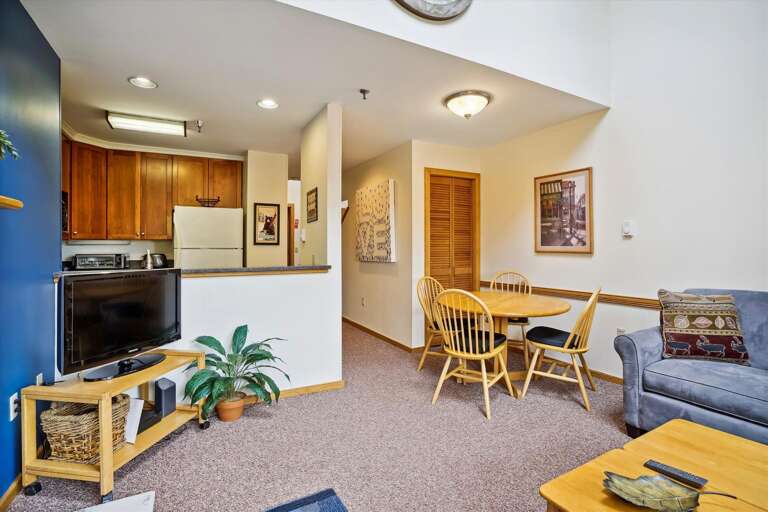 Watch the flat screen tv after a long day on the slopes. Watch the flat screen tv after a long day on the slopes.