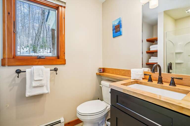 Full Bathroom