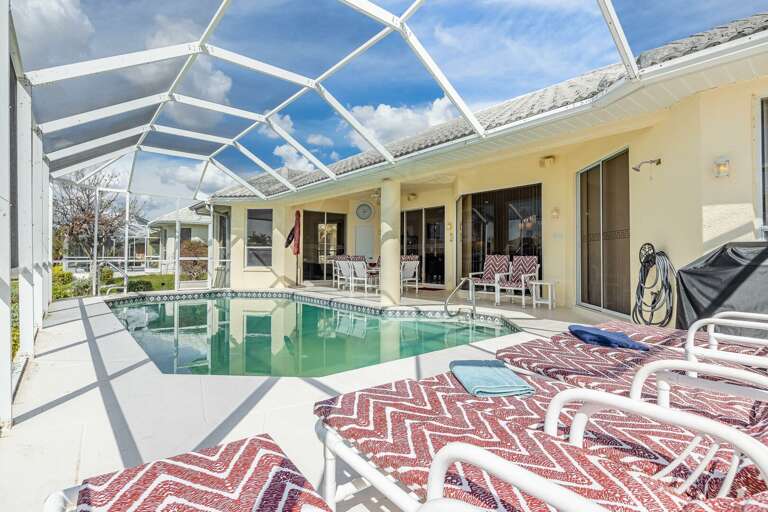 Villa Above All Things 3 Bedroom Vacation Home For Rent Cape Coral