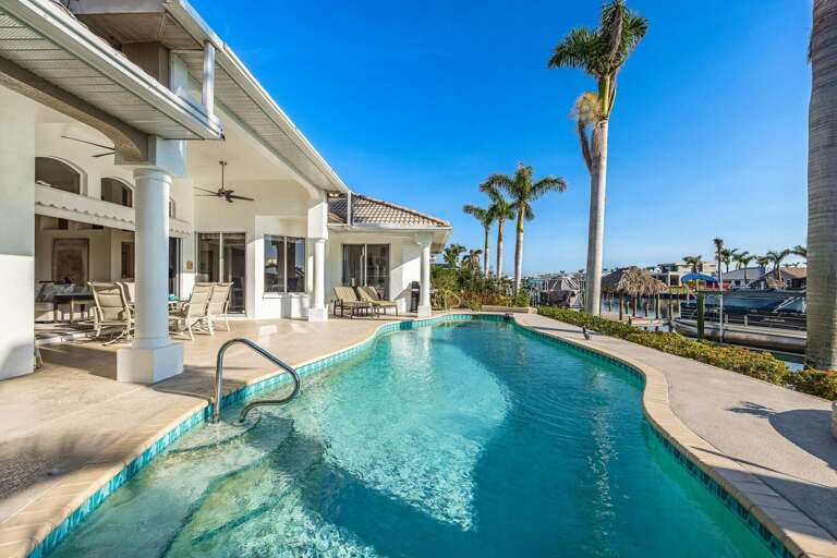Villa Palms Paradise, Cape Coral 3 Bedroom Vacation Rental Property in