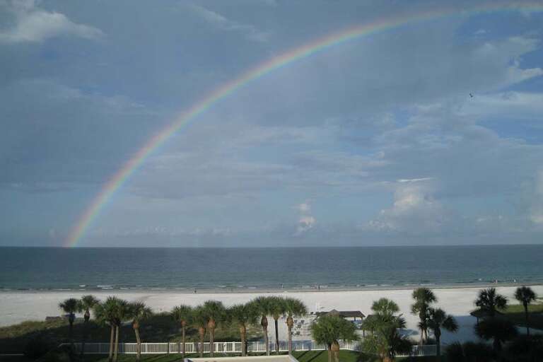 Horizons West-at the end of the rainbow Horizons West-at the end of the rainbow