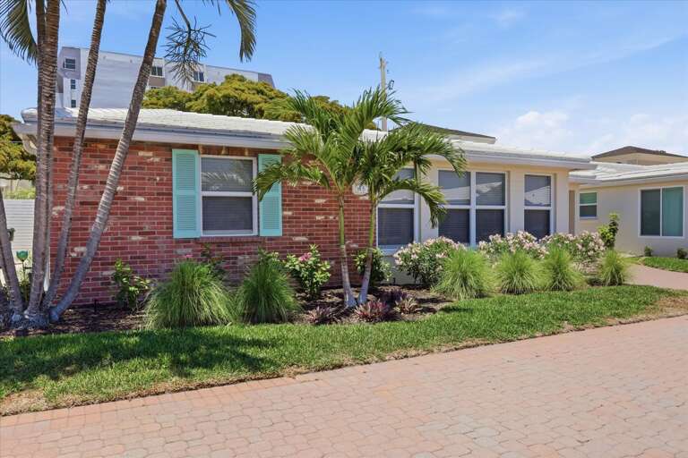 Beachside Villa 2 bedroom A- 5