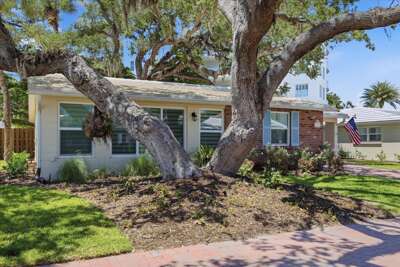 Bayside Villa 2 Bedroom F-8