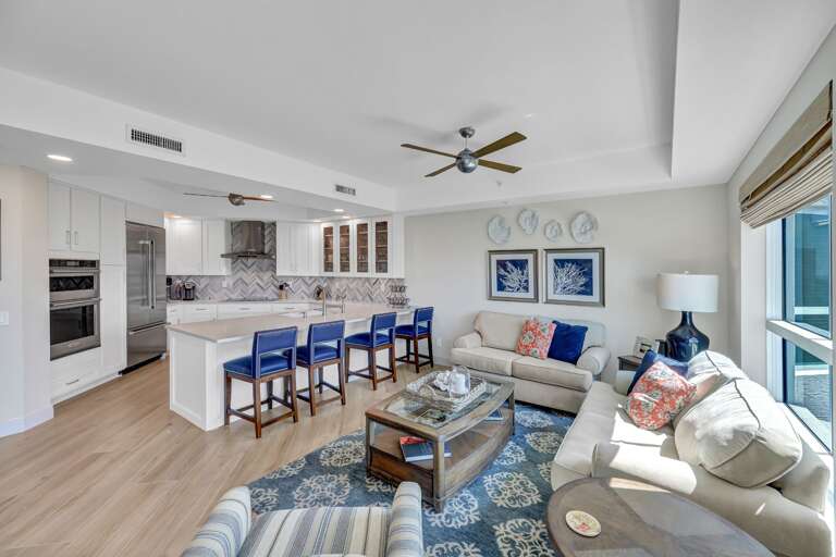 Family Room to Kitchen Bar