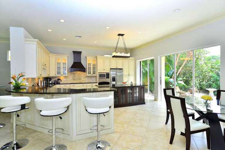 Kitchen Bar