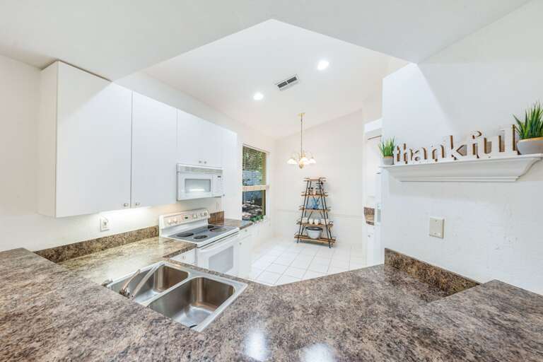 Kitchen Bar