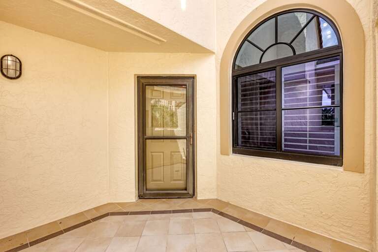 Welcome to Pelican Bay Valencia Welcome to Pelican Bay Valencia