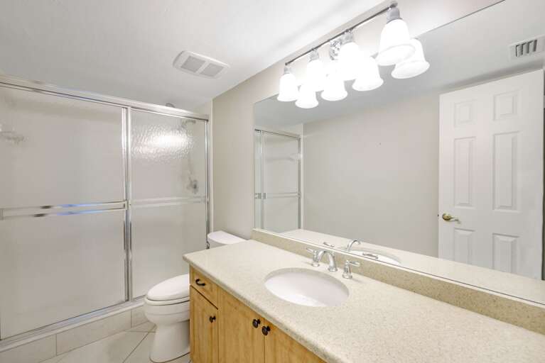 Guest Bathroom Guest Bathroom