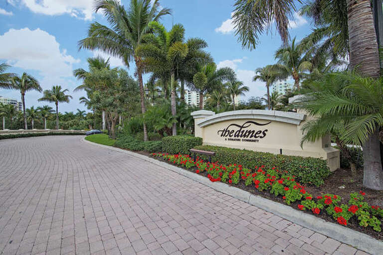 Welcome to The Dunes