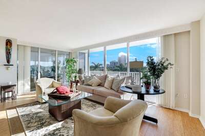 St. Lucia in Pelican Bay