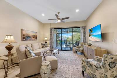 Living Area with TV and Overlooking the Lake