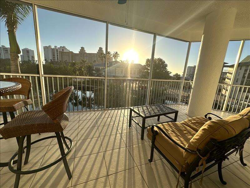 Regatta I 3 Bedrooms Condo for 6 Guests in Naples, FL