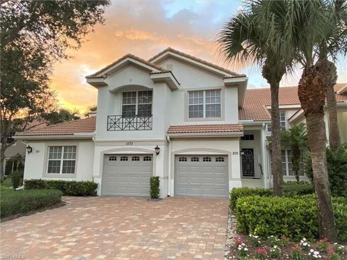 Stonebridge Naples, FL House with 3 Bedrooms 6 Guests