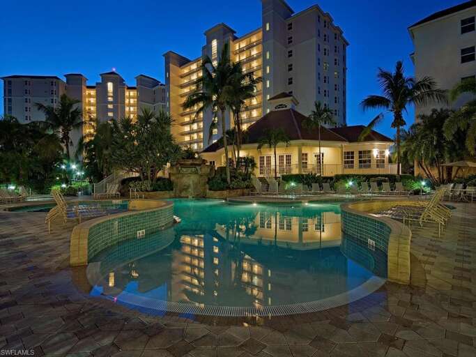Regatta V Naples, FL Condo for Short Term Rental with 3 Bedrooms
