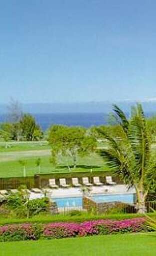 Seaside Vacation Rental With Pool And Garden