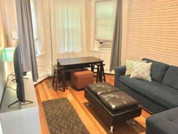 109S8 | The Strathmore 8 w/AC | 1BR 1BA | Private