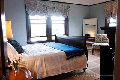 The Grand View ~ Blue Bedroom | 5BR 2B w/AC & WD