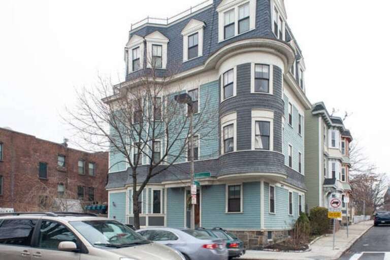 Boston Apartment Rental