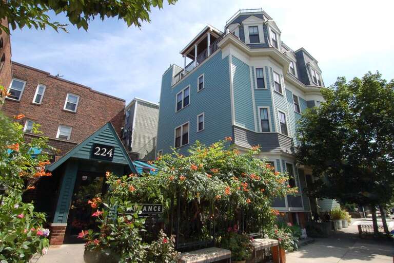 Boston Apartment Rental