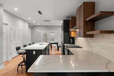 The Sumner Redline ~ Private Suite | W/D!