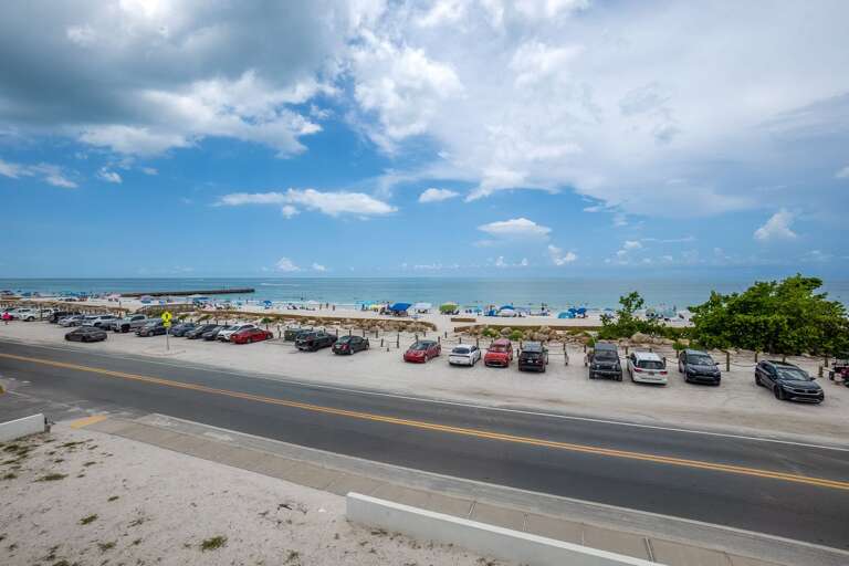 Beachfront Views Beachfront Views