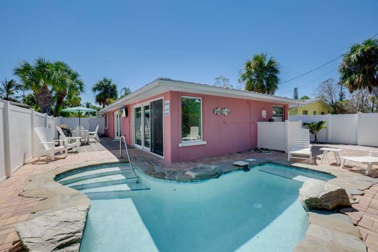Private Heated Pool Private Heated Pool