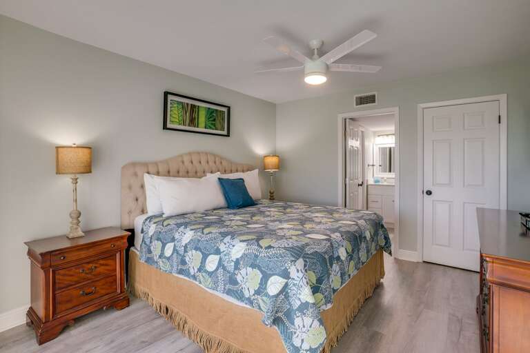 Primary Bedroom - King Bed