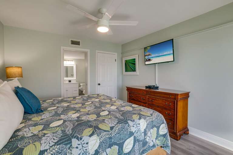 Primary Bedroom - King Bed