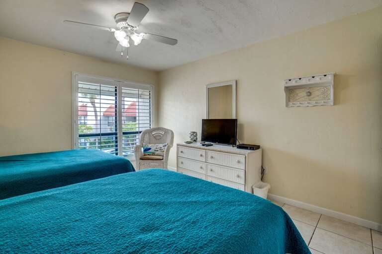 Bedroom 2 - 2 Full Beds