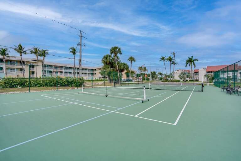 Tennis / Pickleball Court