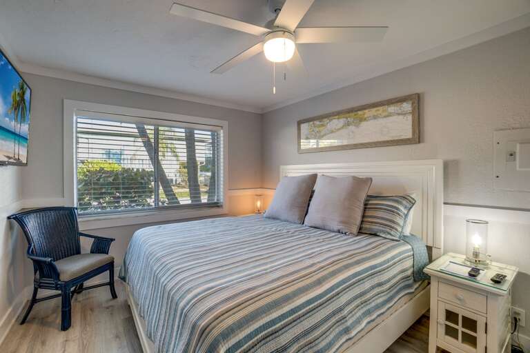 Bedroom 2 - King Bed