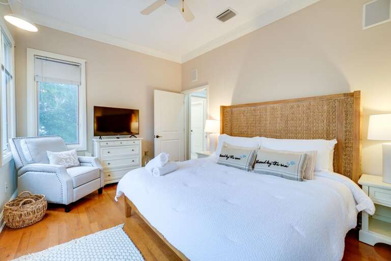 Bedroom 2 - King Bed