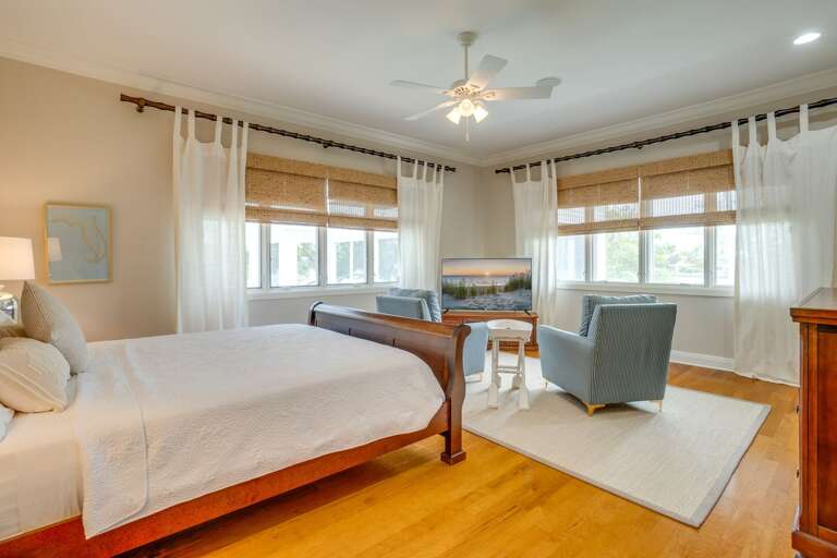 Primary Bedroom - King Bed