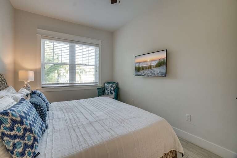 Bedroom 2 - King Bed