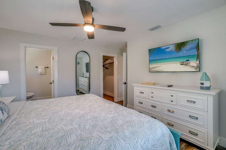 Primary Bedroom - King Bed